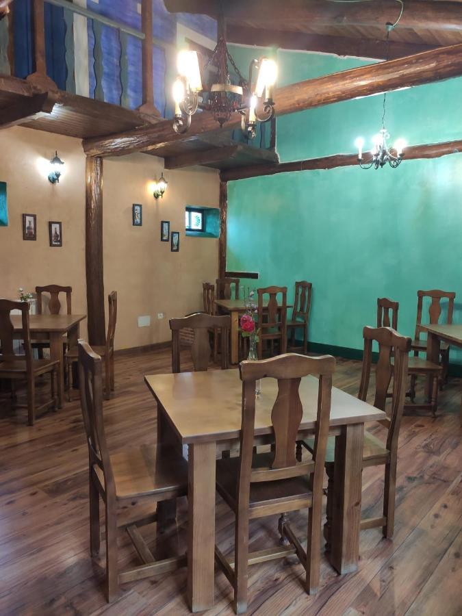 Murias de Rechivaldo Albergue De Peregrinos Casa Flor מראה חיצוני תמונה