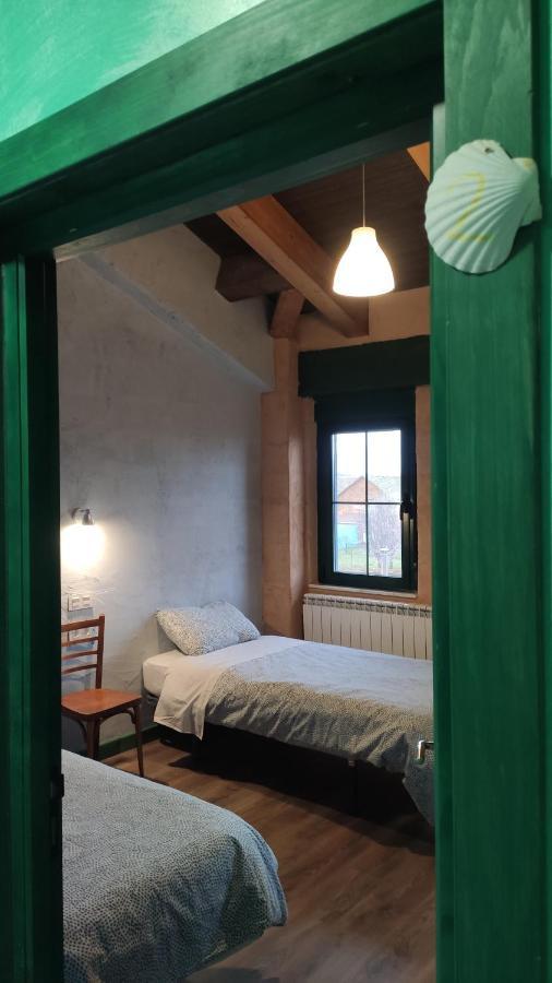 Murias de Rechivaldo Albergue De Peregrinos Casa Flor מראה חיצוני תמונה